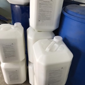 Nơi bán silicon bóng vỏ xe